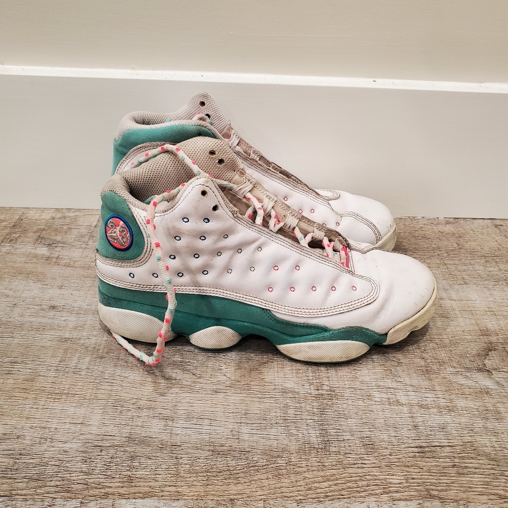 Nike Air Jordan 13 Retro White Soar Blue/Pink High Top Sneakers Size 7Y Unisex - Picture 4 of 8